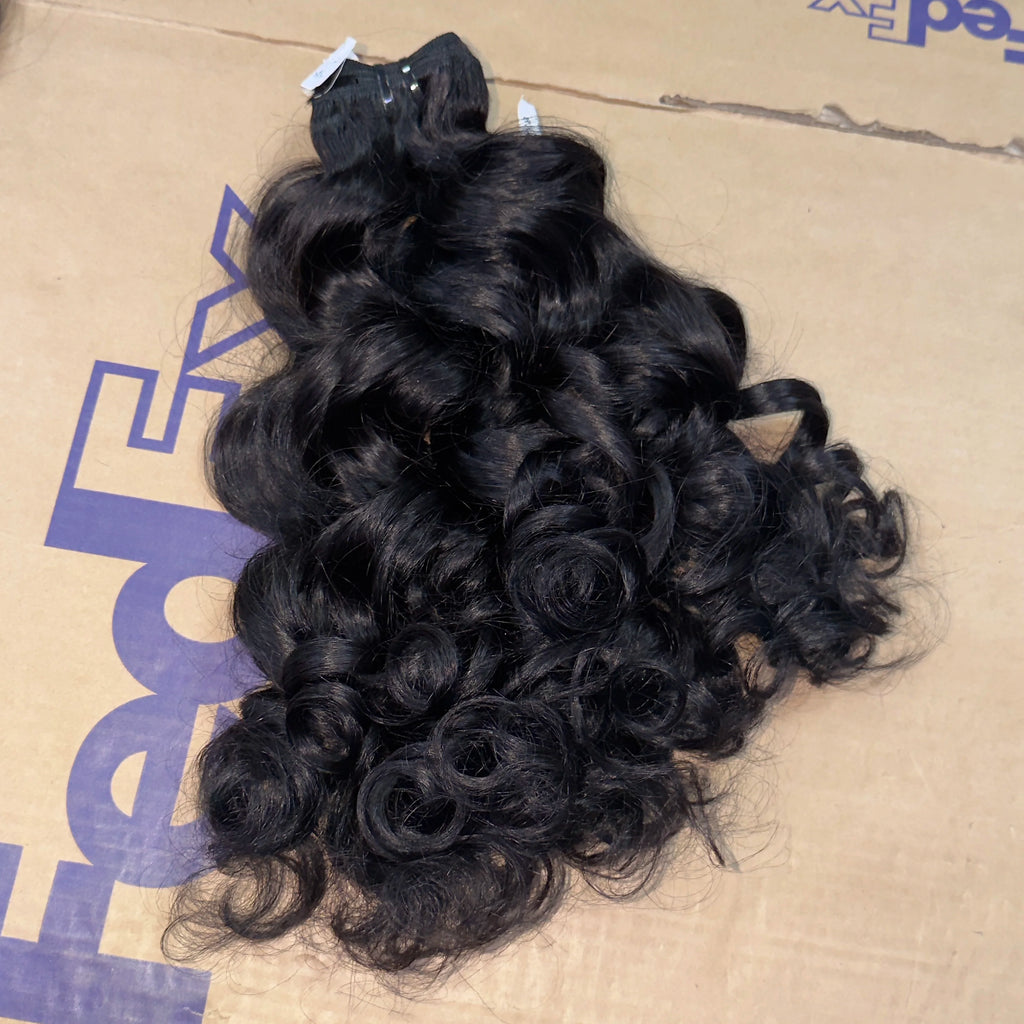 Wholesale Natural Wavy Cuticle Aligned Raw Virgin Indian Hair Single Donor Loose Wave Human Hair Bundles