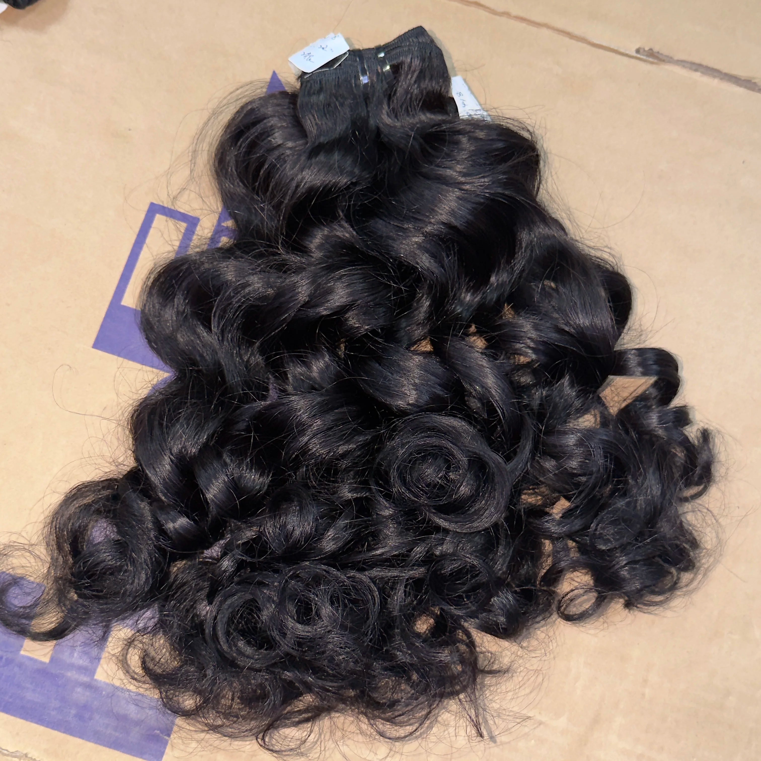Wholesale Natural Wavy Cuticle Aligned Raw Virgin Indian Hair Single Donor Loose Wave Human Hair Bundles