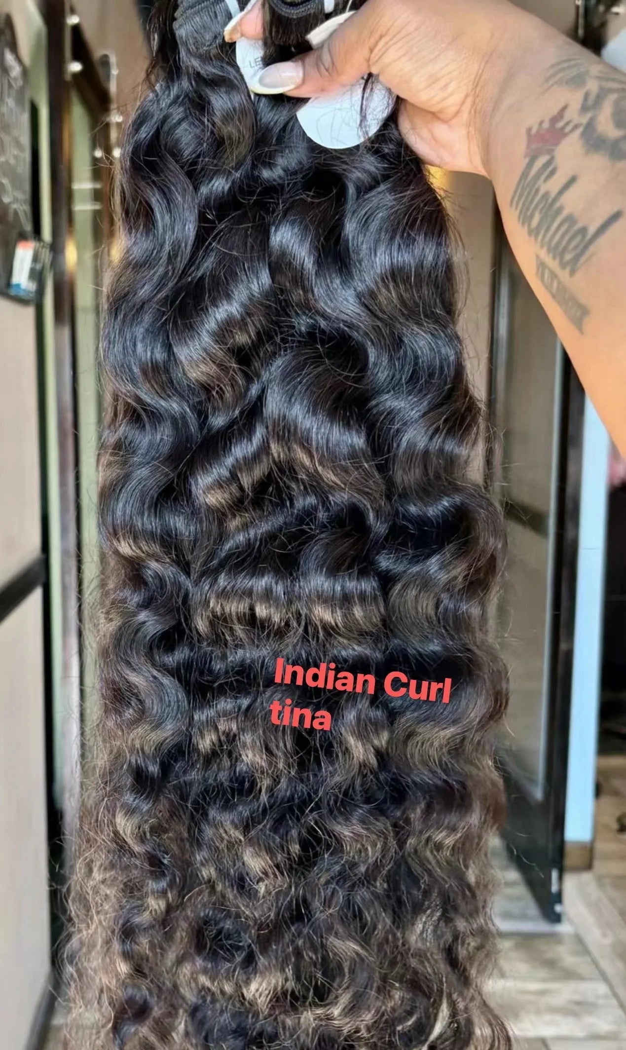 Best Price 100% Human Indian Hair Natural Wavy Raw Curly Bundle , Fumi Bouncy Curly Loose Curly PixieCurly US Ship Burmese Curly