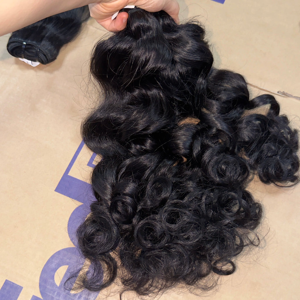 Wholesale Natural Wavy Cuticle Aligned Raw Virgin Indian Hair Single Donor Loose Wave Human Hair Bundles