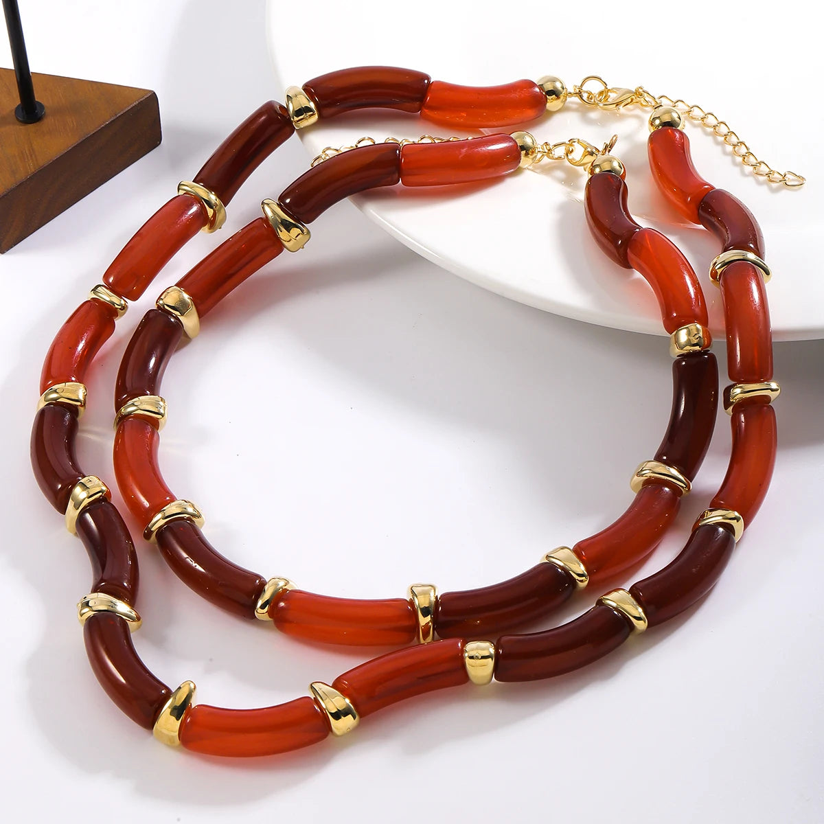 Two Pack of Necklaces Vintage Elegant Resin Metal Necklaces For Women Girl Statement Textured Banquet Accessories Party Gift