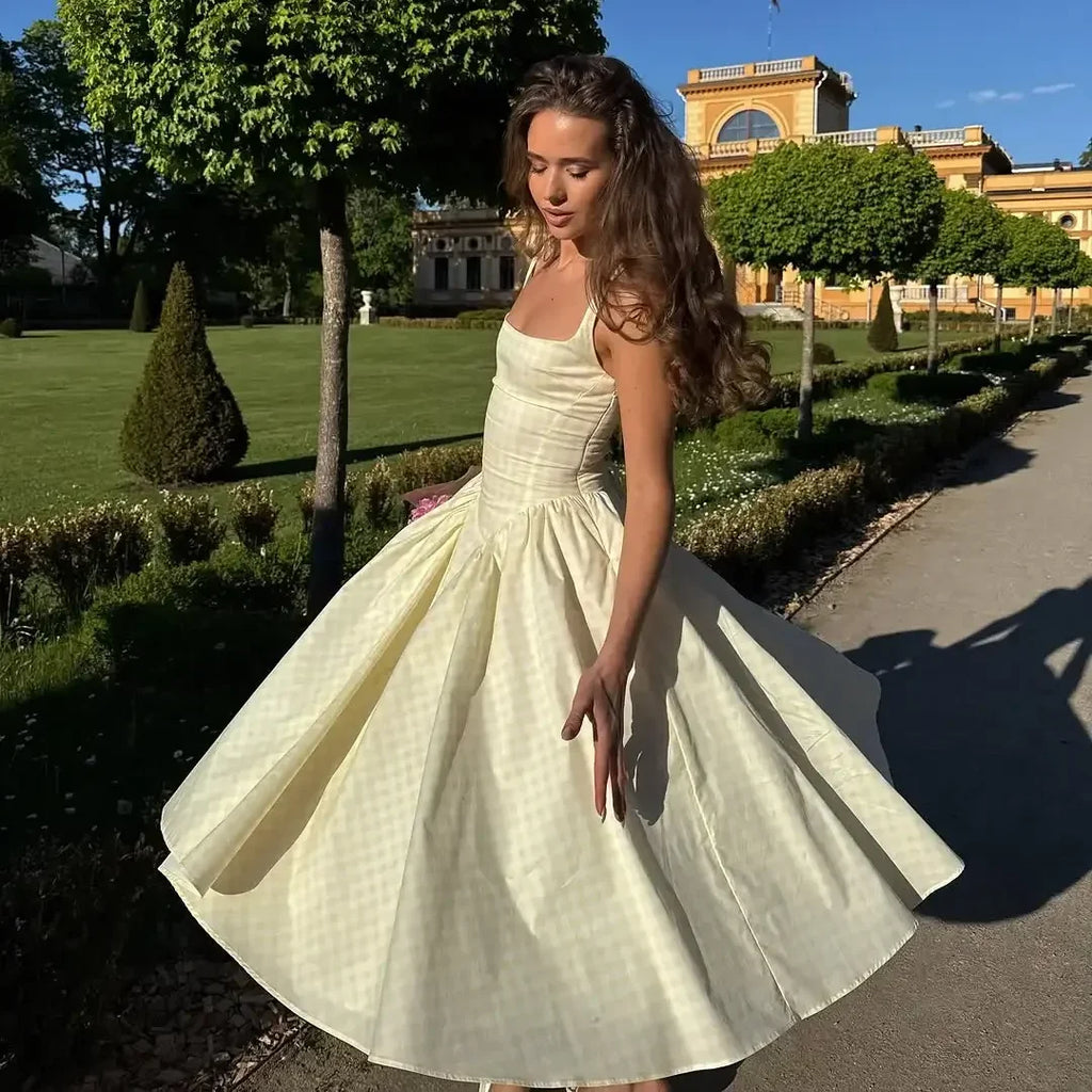Lady Solid Sleeveless Sling Dress Backless Slim Pleated Hem Square Neck Plaid A-line Dresses Women Vacation Summer Midi Robes