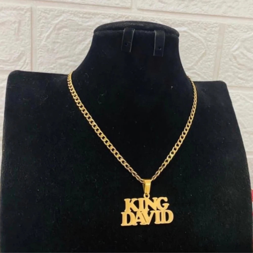 Custom Bold Name Cuban Chain Necklace Women Men Jewelry Stainless Steel Gold Color Nameplate Crown Pendant Necklace Friend Gifts